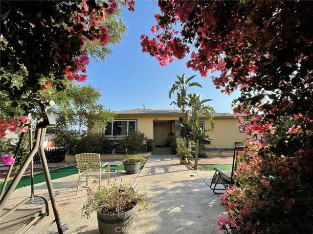 1300 W Sumner Avenue, Lake Elsinore, California 92530