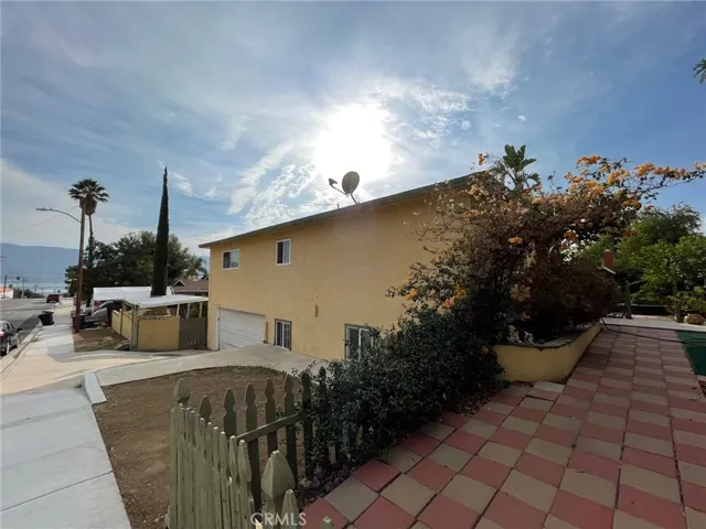 1300 W Sumner Avenue, Lake Elsinore, California 92530