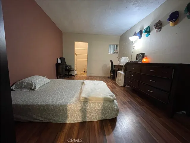 1300 W Sumner Avenue, Lake Elsinore, California 92530