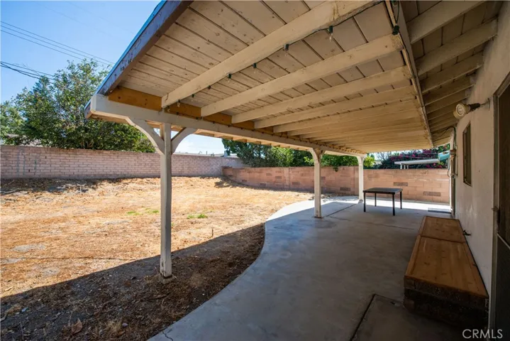 10600 Hillview Avenue, Chatsworth, California 91311