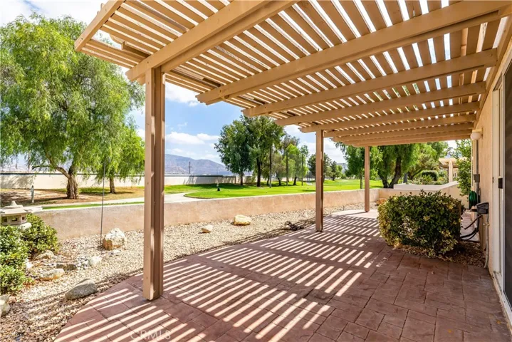 637 Big Spring Drive, Banning, California 92220