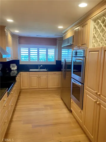 Kitchen Newer SS appliances