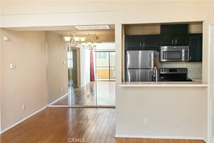 25671 Le Parc 14, Lake Forest, California 92630