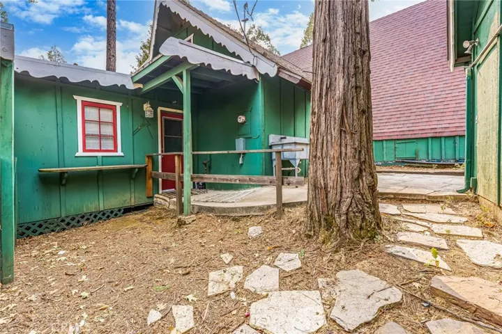 52778 Balsam Drive, Oakhurst, California 93644