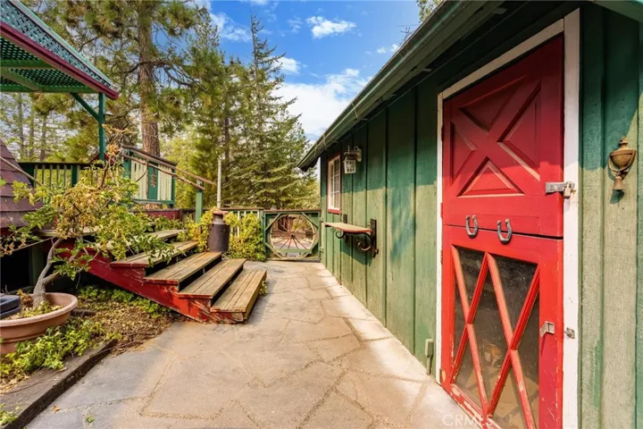 52778 Balsam Drive, Oakhurst, California 93644