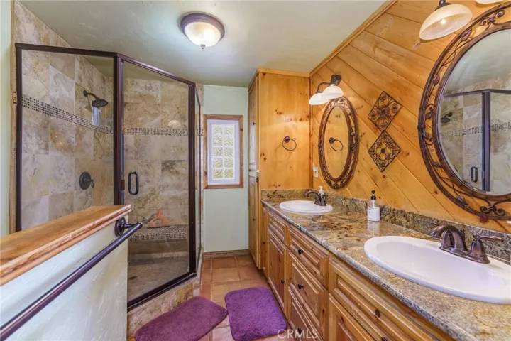 52778 Balsam Drive, Oakhurst, California 93644