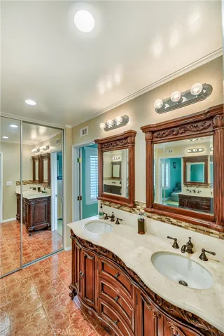25507 Radbrook Place, Valencia, California 91355