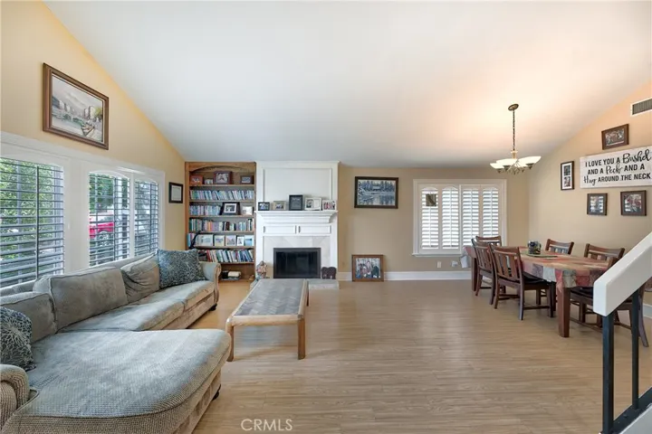 25507 Radbrook Place, Valencia, California 91355
