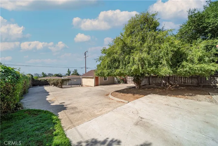 324 W 5th Street, San Dimas, California 91773