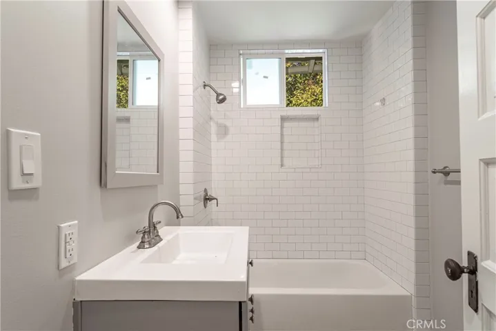 324 W 5th Street, San Dimas, California 91773