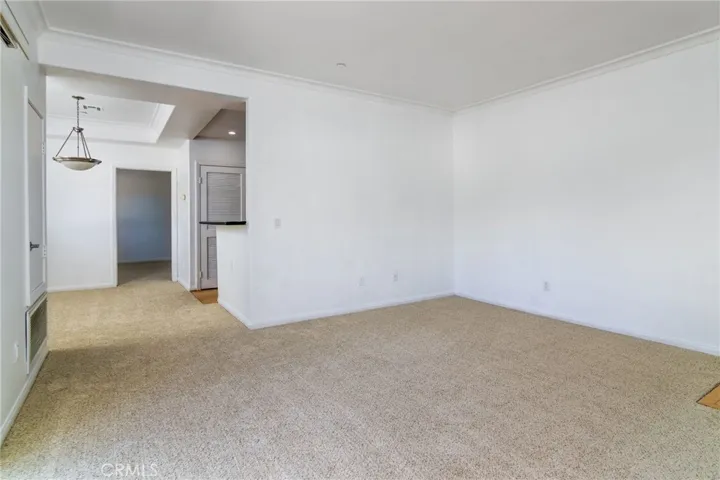 9610 Zelzah Avenue 305, Northridge, California 91325