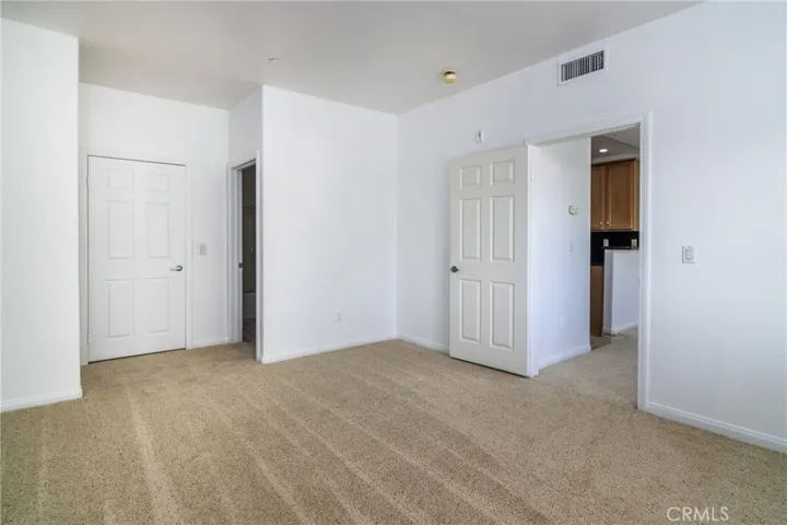 9610 Zelzah Avenue 305, Northridge, California 91325