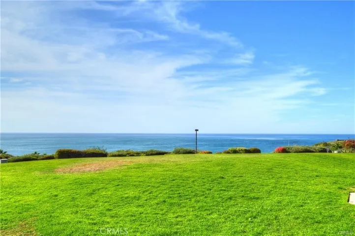 252 Avenida Lobeiro 5, San Clemente, California 92672