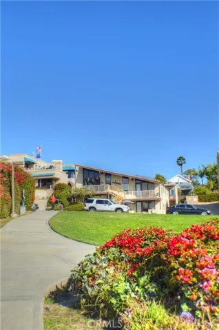 252 Avenida Lobeiro 5, San Clemente, California 92672