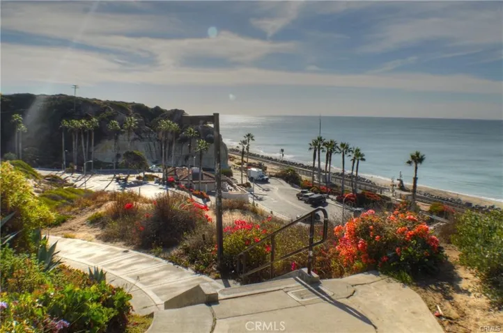 252 Avenida Lobeiro 5, San Clemente, California 92672