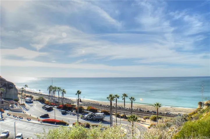 252 Avenida Lobeiro 5, San Clemente, California 92672