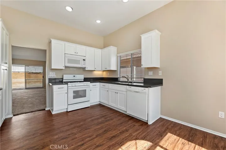 30402 Sierra Madre Drive, Temecula, California 92591