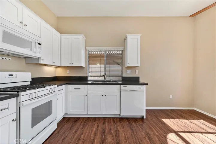 30402 Sierra Madre Drive, Temecula, California 92591