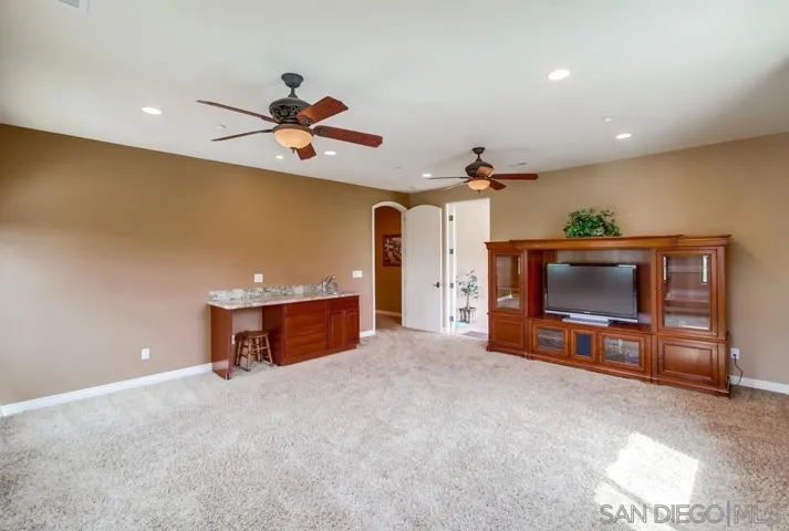 101 La Cresta Trl, El Cajon, California 92019