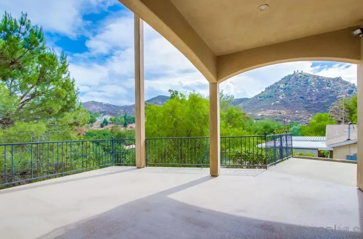 101 La Cresta Trl, El Cajon, California 92019