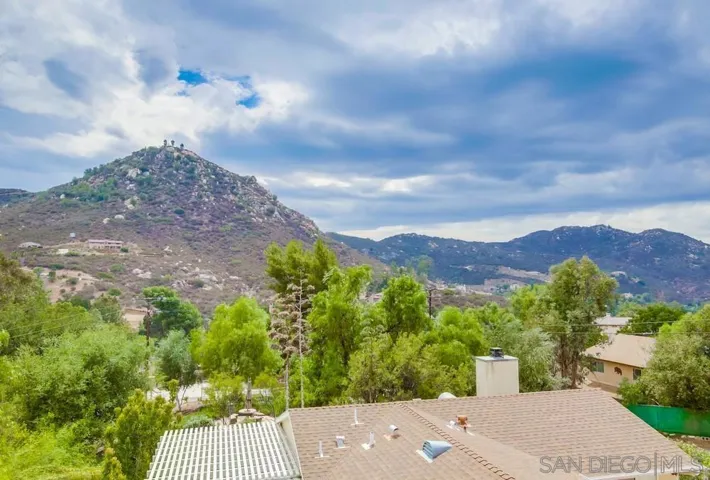 101 La Cresta Trl, El Cajon, California 92019