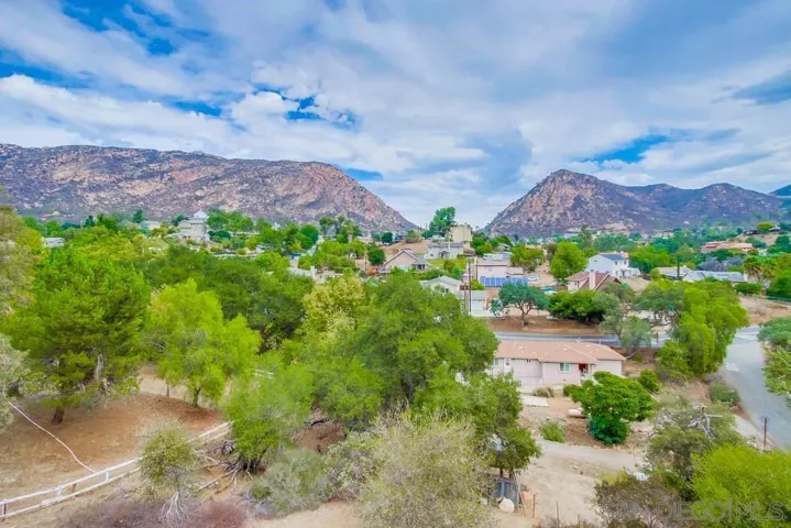 101 La Cresta Trl, El Cajon, California 92019