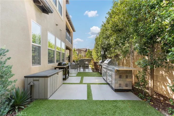 32 Windrow Road, Tustin, California 92782