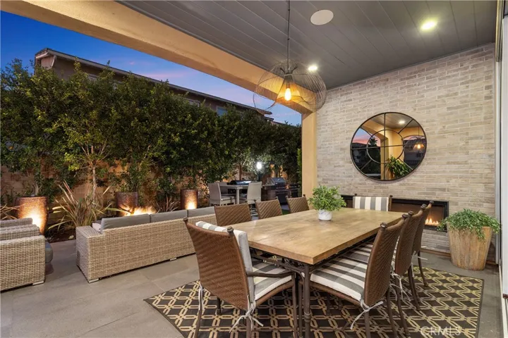 32 Windrow Road, Tustin, California 92782