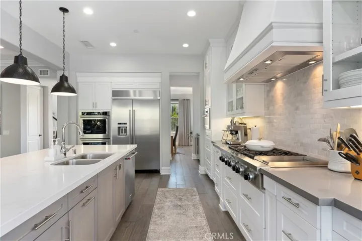 32 Windrow Road, Tustin, California 92782