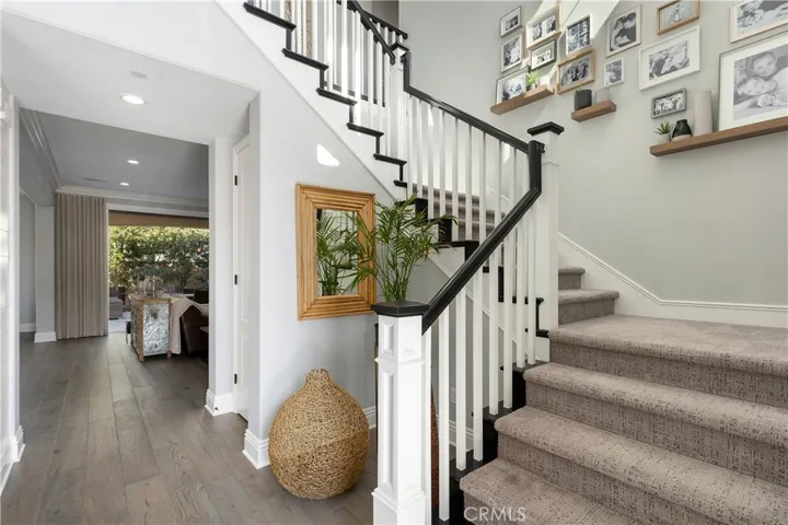 32 Windrow Road, Tustin, California 92782