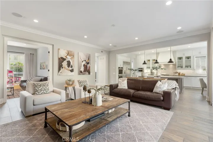 32 Windrow Road, Tustin, California 92782