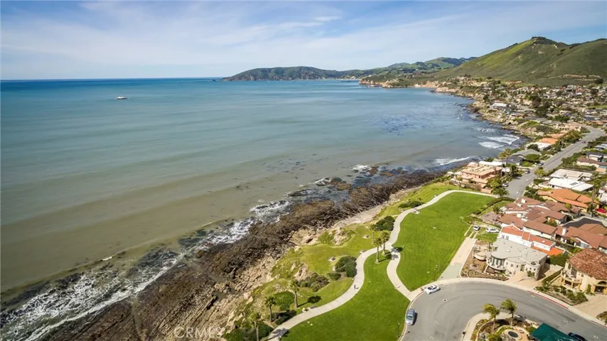 2920 Shell Beach Road, Pismo Beach, California 93449