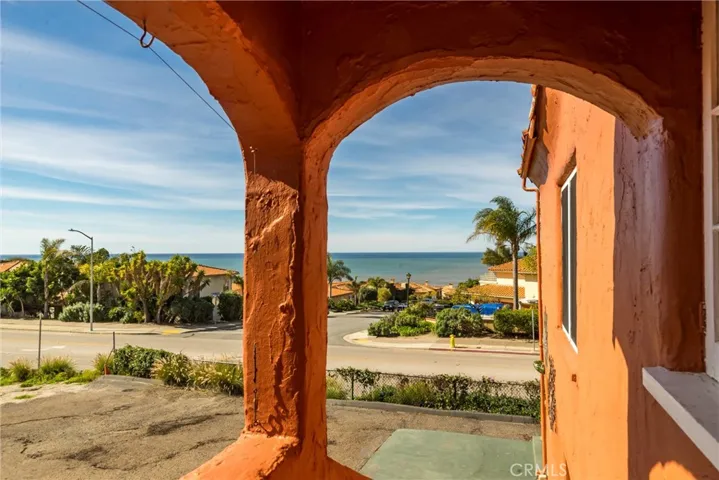 2920 Shell Beach Road, Pismo Beach, California 93449