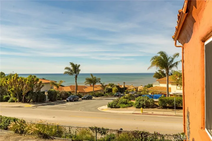 2920 Shell Beach Road, Pismo Beach, California 93449