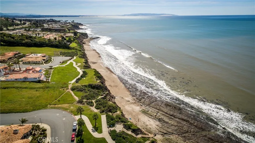 2920 Shell Beach Road, Pismo Beach, California 93449