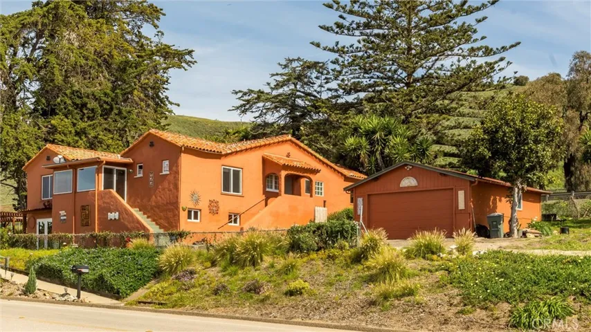 2920 Shell Beach Road, Pismo Beach, California 93449