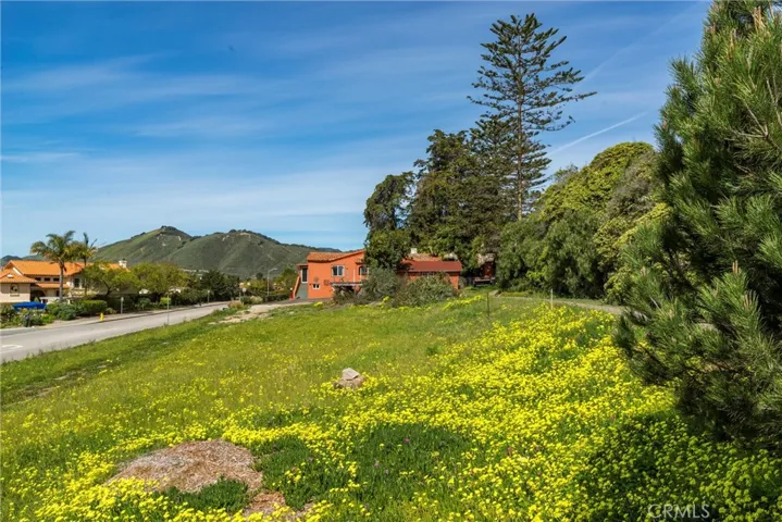 2920 Shell Beach Road, Pismo Beach, California 93449