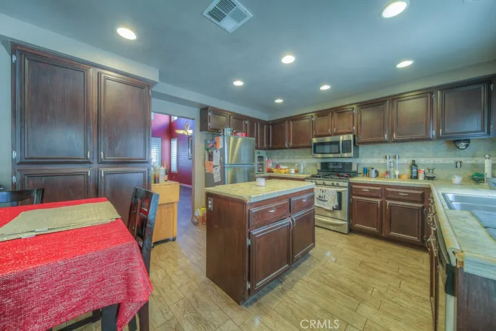 32033 Corte La Puenta, Temecula, California 92592