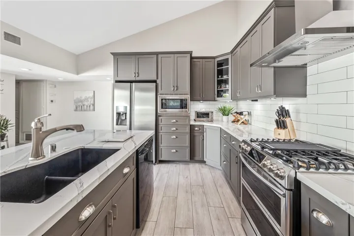 6956 Almondine Drive, Garden Grove, California 92845