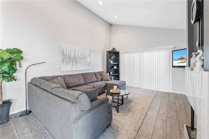 6956 Almondine Drive, Garden Grove, California 92845