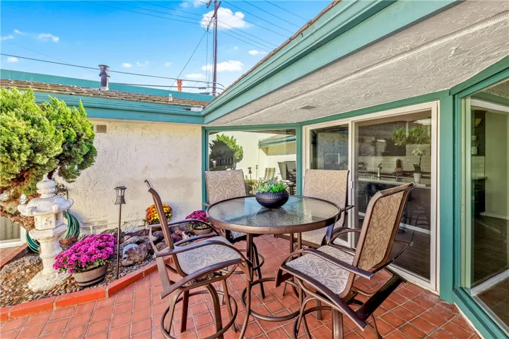 6956 Almondine Drive, Garden Grove, California 92845