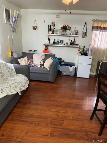1149 E 59th Place, Los Angeles, California 90001