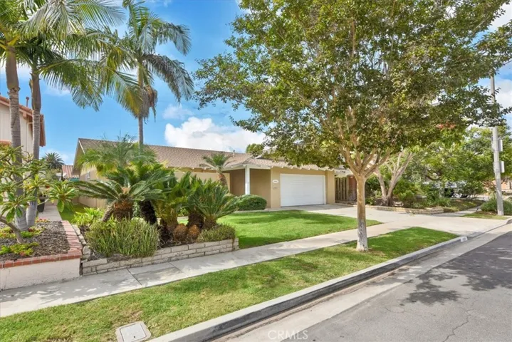 16531 Los Verdes Lane, Huntington Beach, California 92649