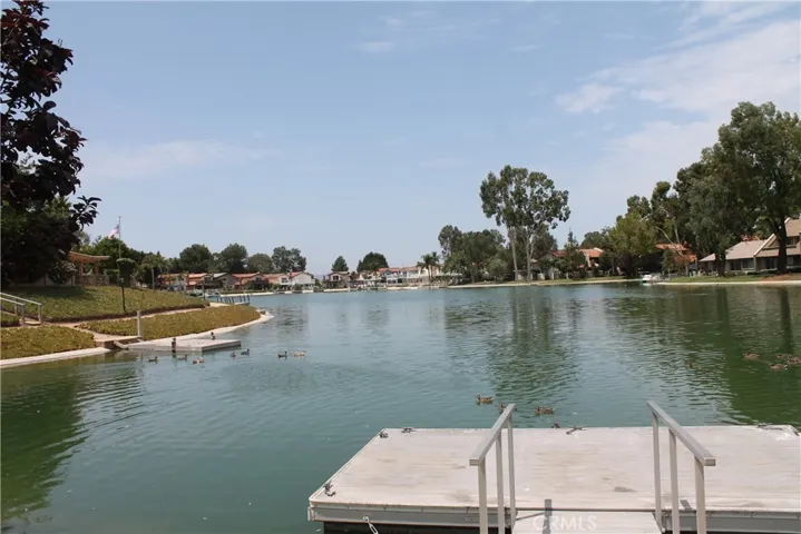 1586 Via Del Rio, Corona, California 92882