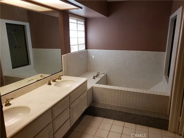 1019 Thornwood Street, Glendale, California 91206