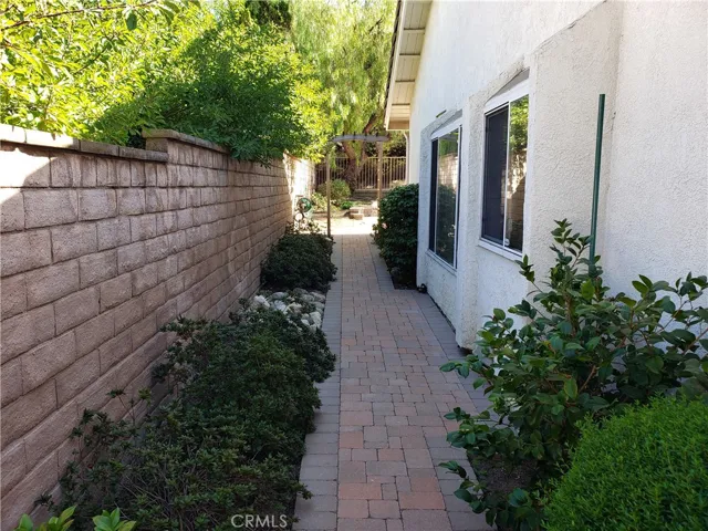 1019 Thornwood Street, Glendale, California 91206