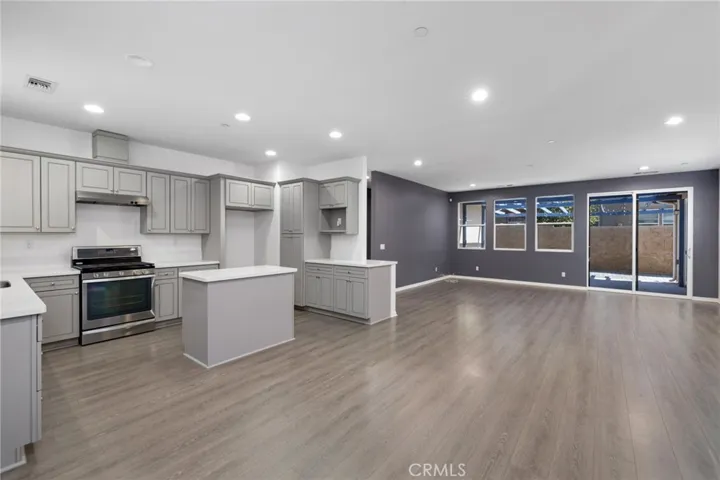304 S Shirlmar Avenue, San Dimas, California 91773