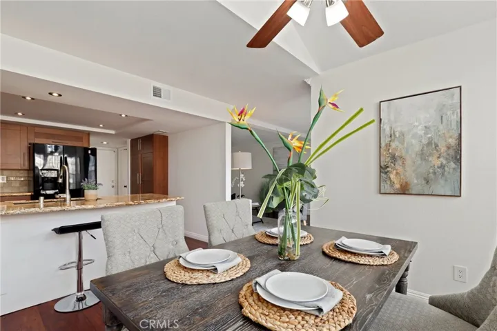 186 N Glendora Avenue 84, Covina, California 91724