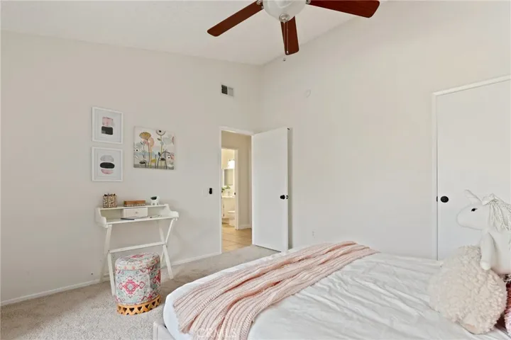 186 N Glendora Avenue 84, Covina, California 91724