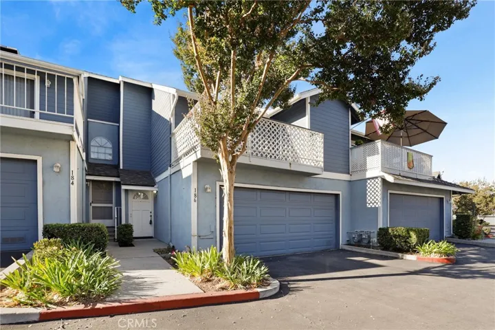 186 N Glendora Avenue 84, Covina, California 91724